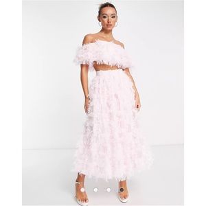 Stunning two piece set. bubblegum pink textured set crop top skirt ASOS EDITION